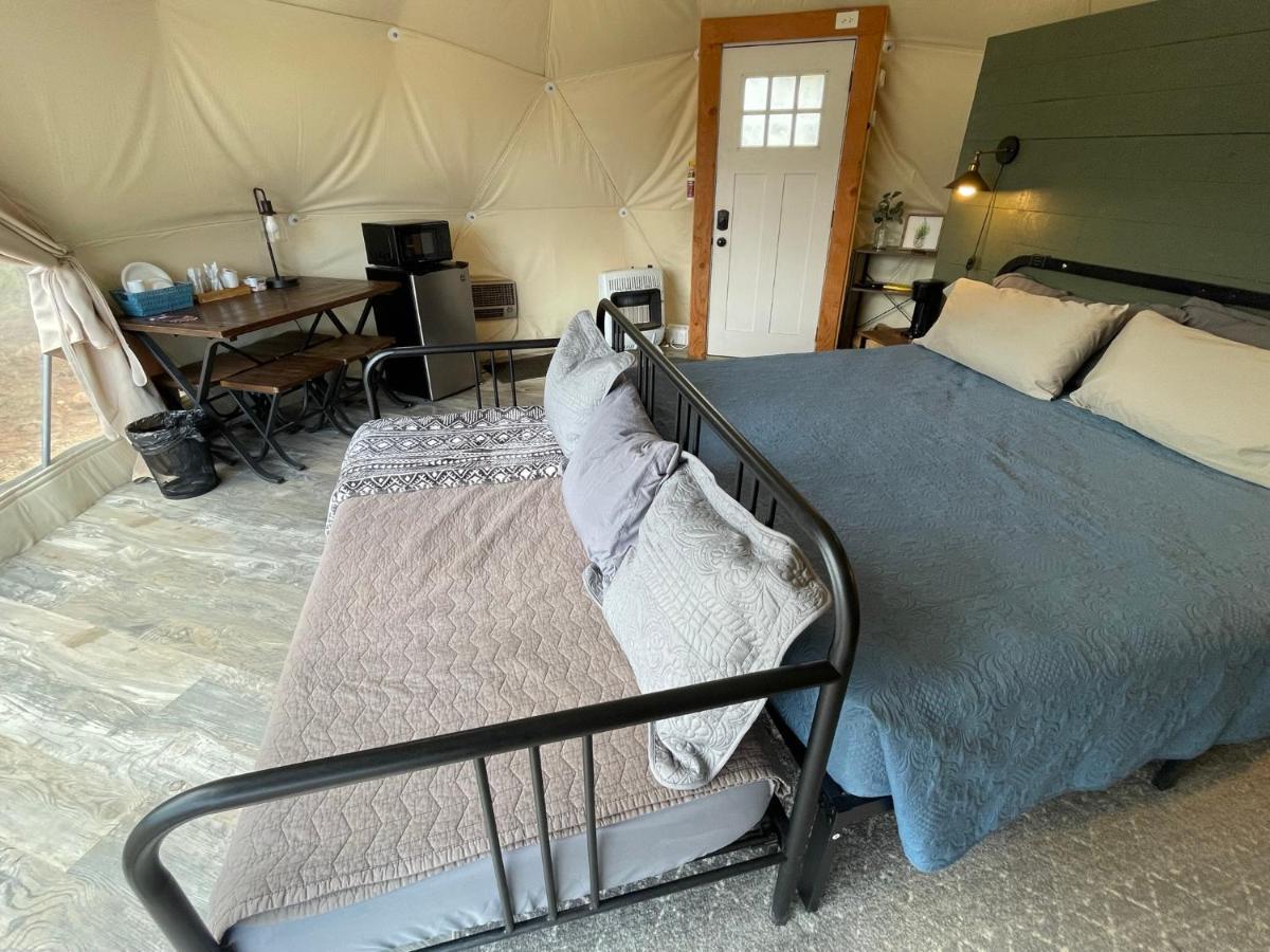 Blue Mountain Domes - The Wow Experience Hotel Monticello Exterior foto